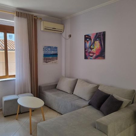 Glamorous Apartment In Tiranë Eksteriør bilde