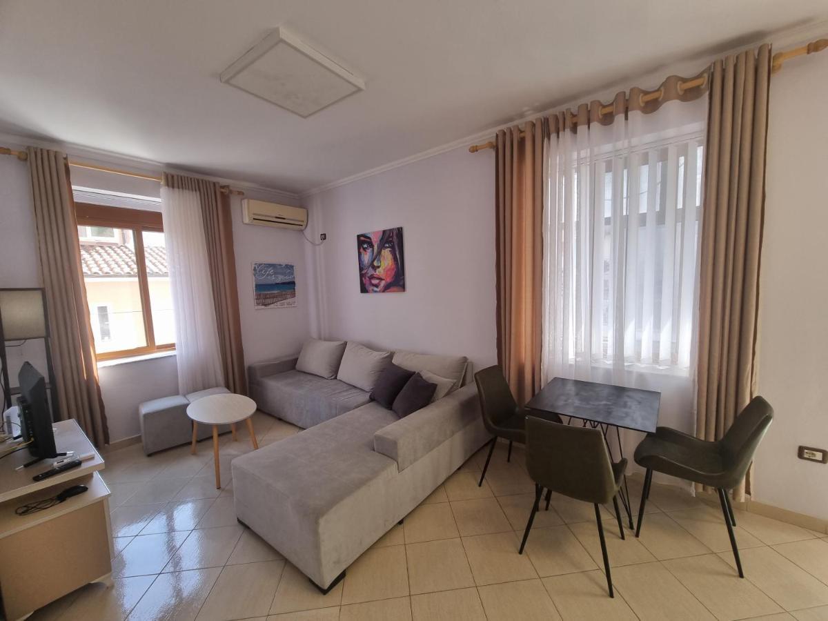 Glamorous Apartment In Tiranë Eksteriør bilde
