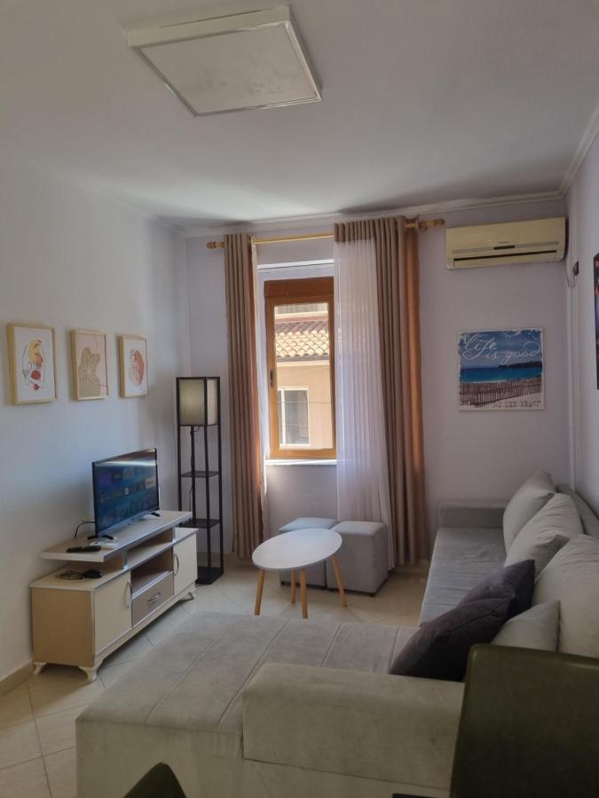 Glamorous Apartment In Tiranë Eksteriør bilde